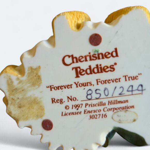 Cherished Teddies 1997 Forever Yours Forever True Figurine - Picture 2 of 2